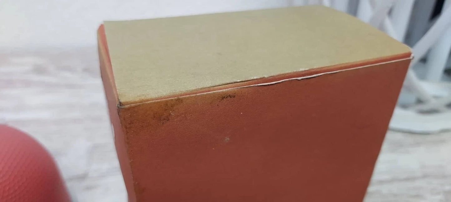 Action Donna Trussardi EDT (eau de toilette SPLASH) 100ml. Discontinued vintage.