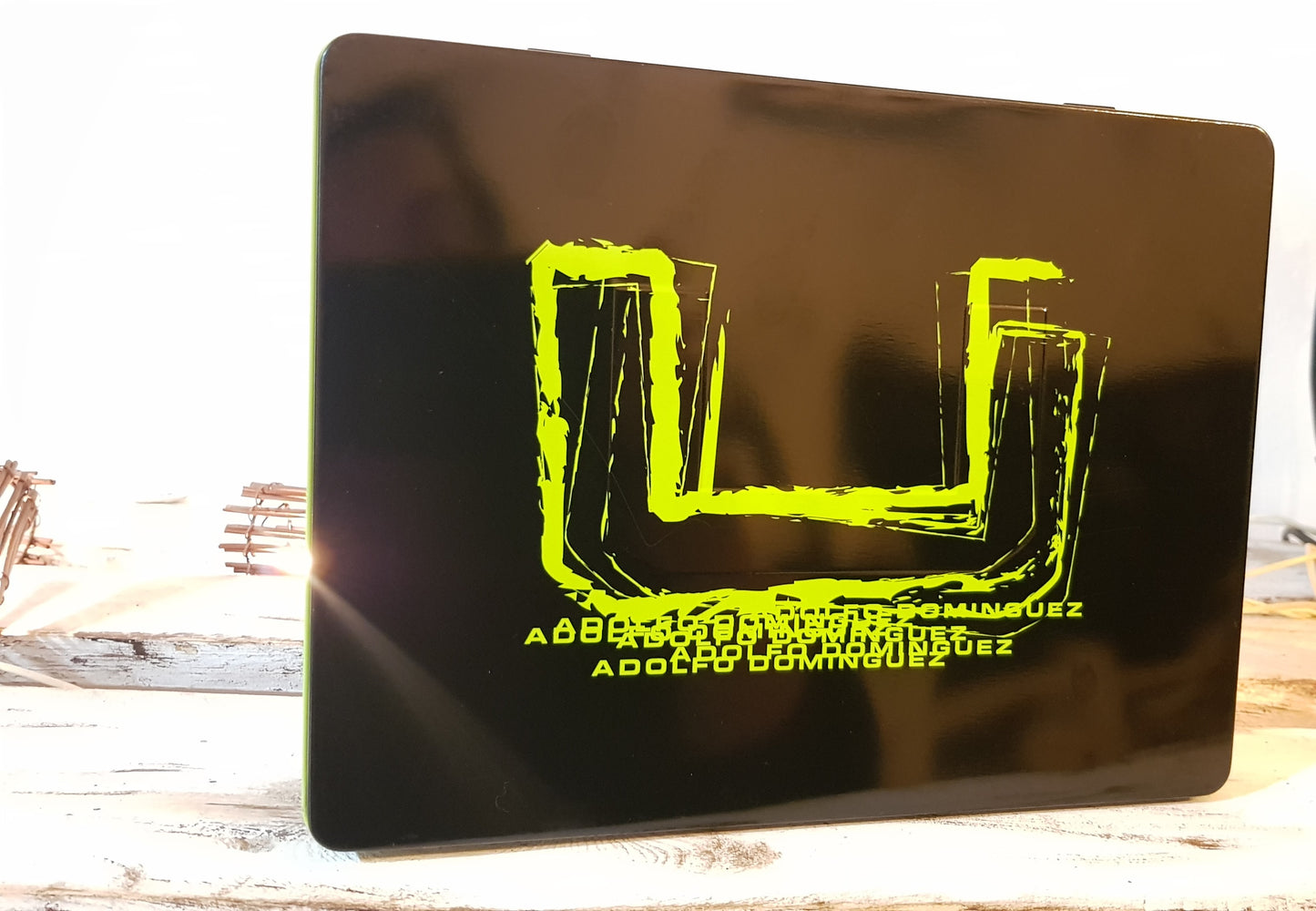 U Black for Men Adolfo Dominguez EDT 75ml + After Shave 100ml + Gel 100ml.