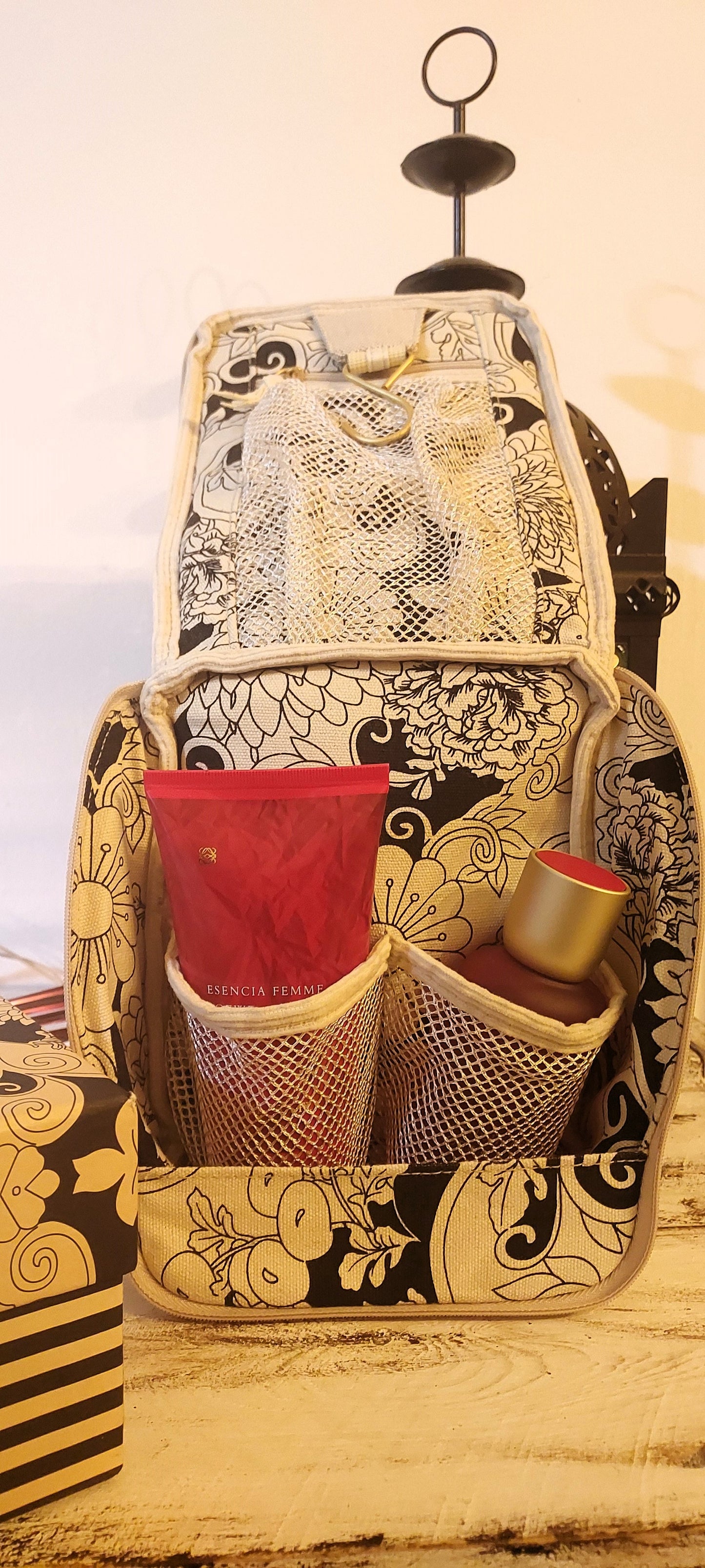 Esencia Femme de Loewe EDT 100ml + Gel 150ml + Bag + Box. Discontinued vintage.