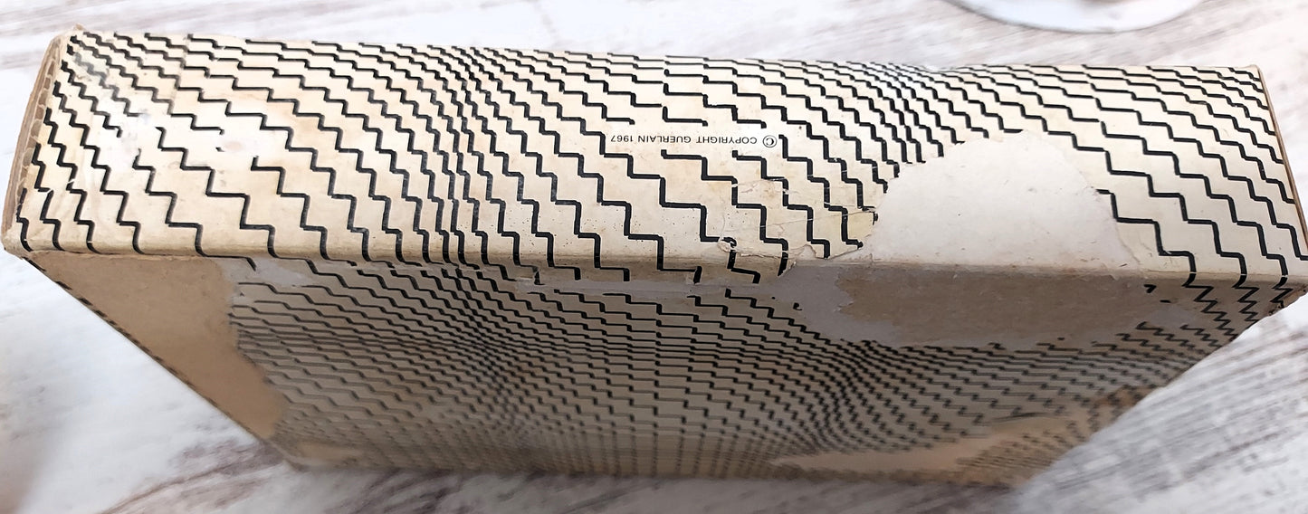 Parure Guerlain EDC (eau de cologne SPLASH) SIZE: 18cm x 12cm Extremely rare.