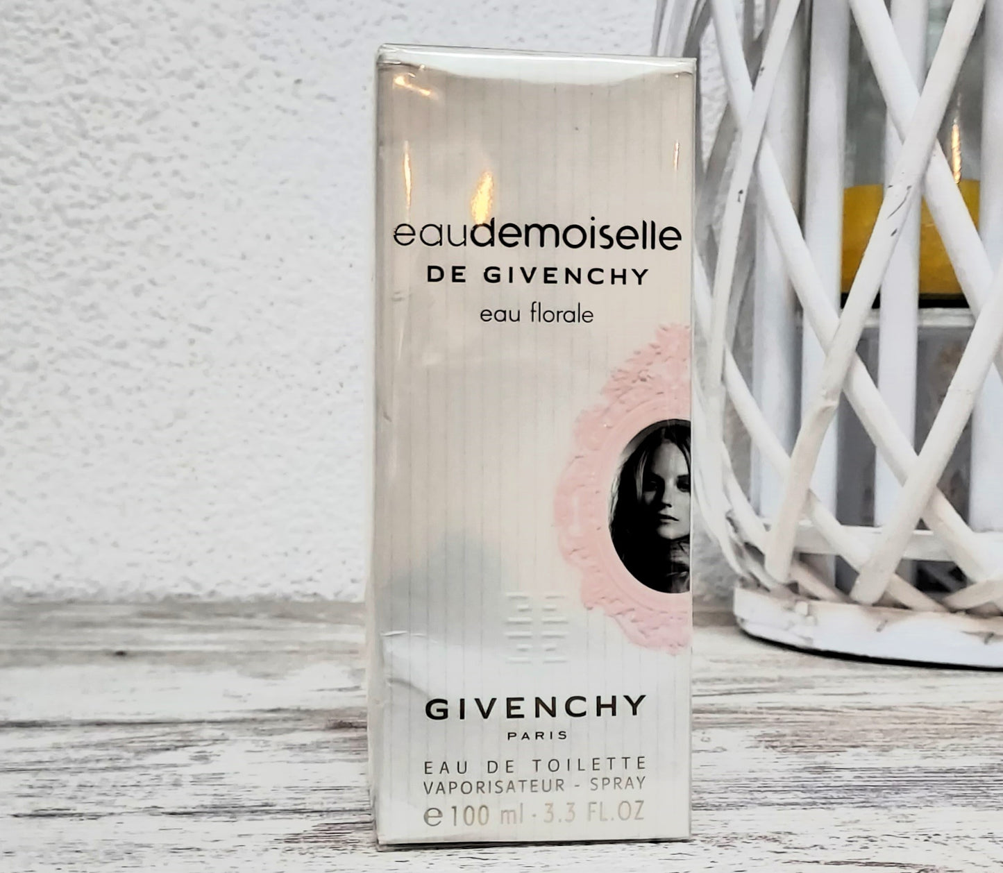 Eaudemoiselle eau Florale Givenchy EDT (eau de toilette) 100ml. Discontinued.