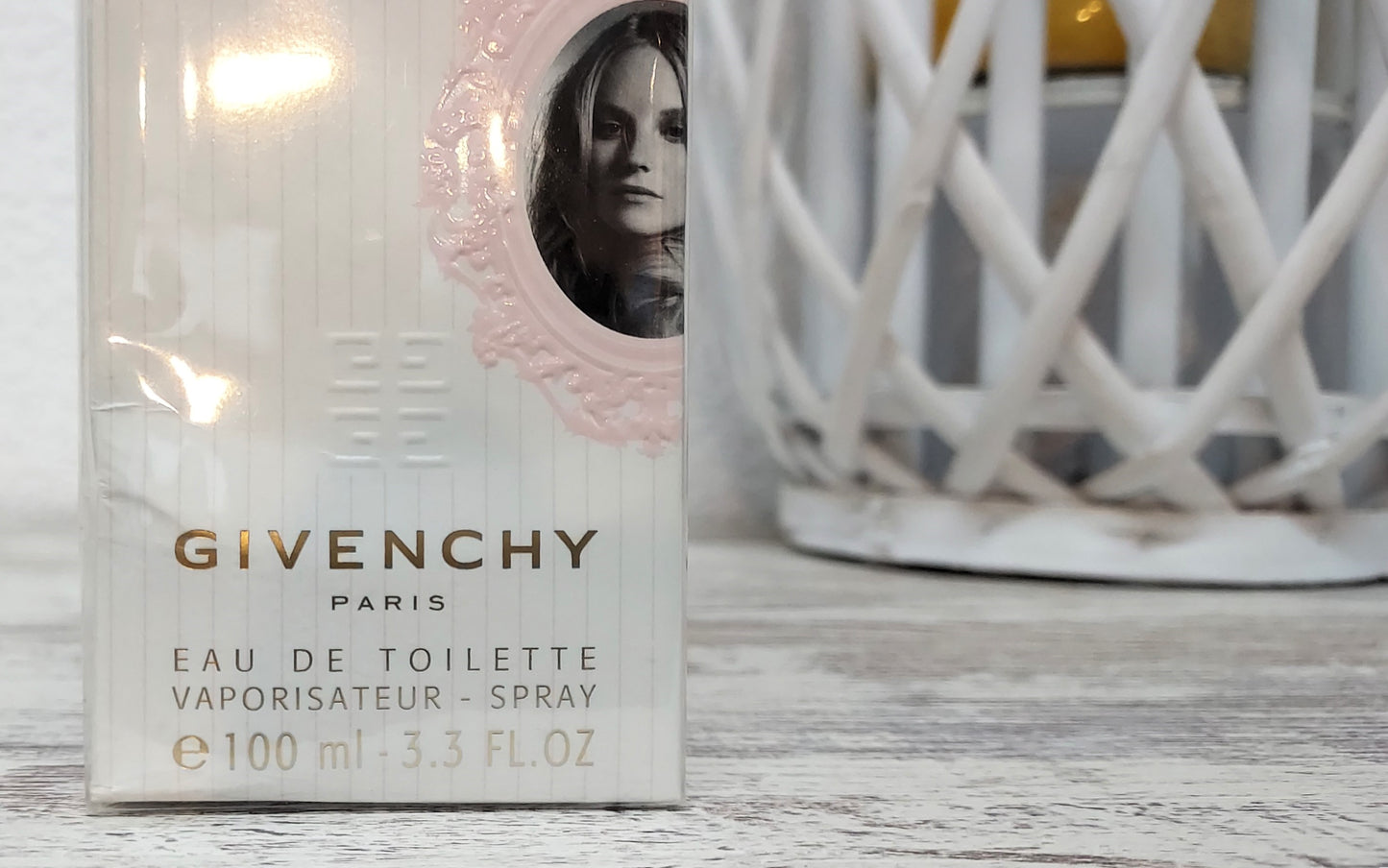 Eaudemoiselle eau Florale Givenchy EDT (eau de toilette) 100ml. Discontinued.