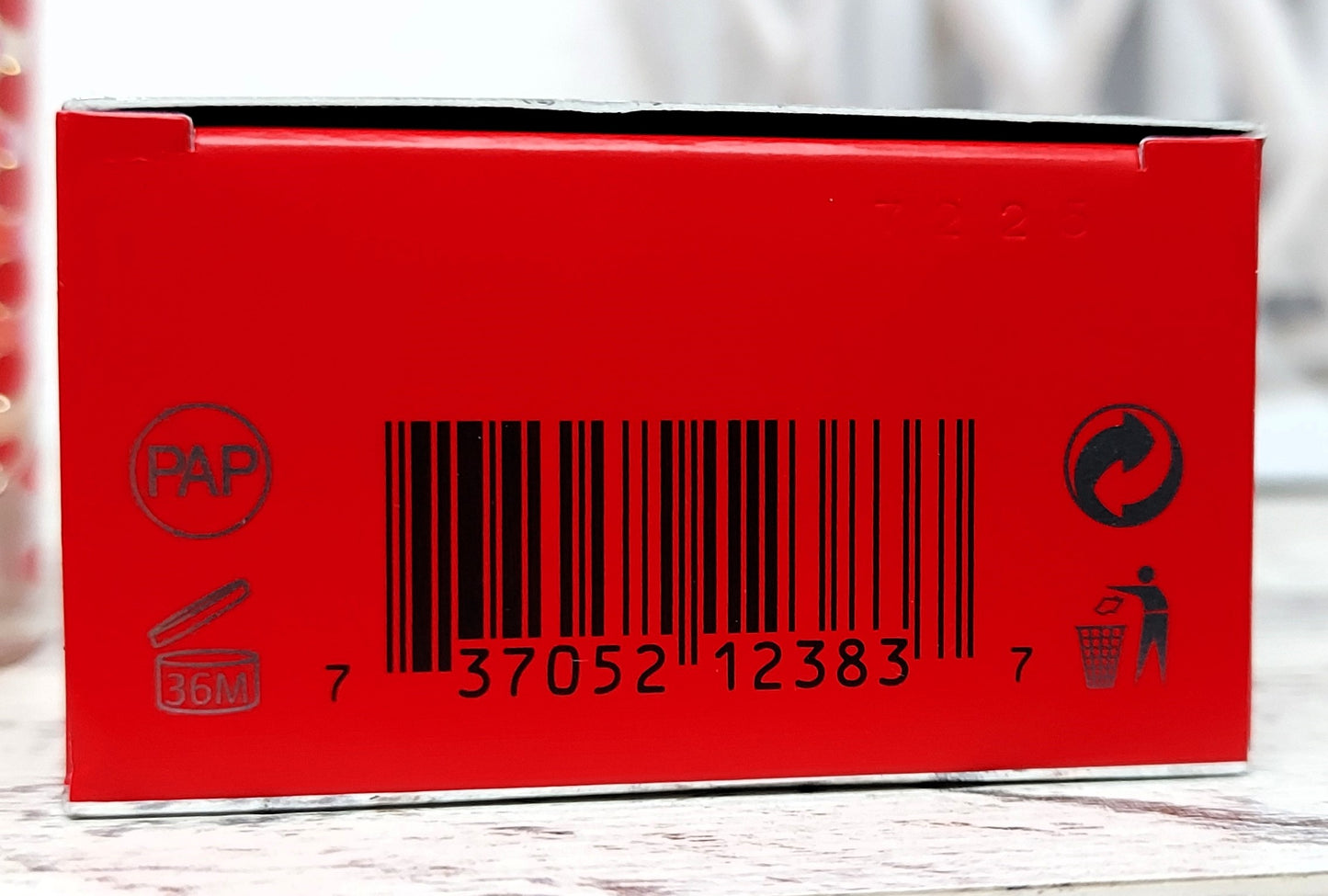 Escada S EDP (eau de parfum) 50ml + Body Lotion 200ml. Discontinued vintage.