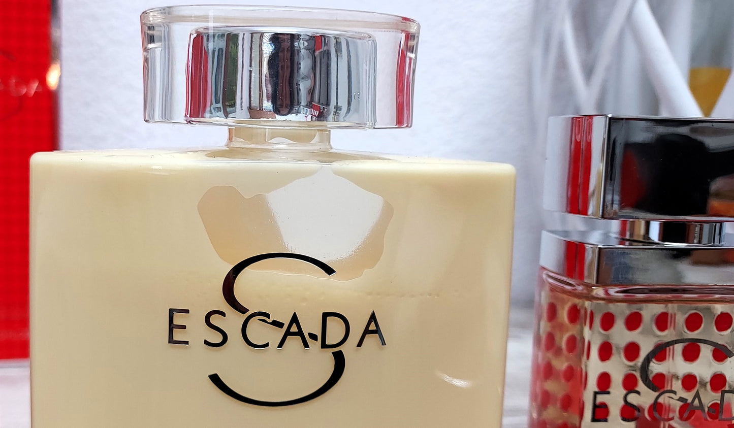 Escada S EDP (eau de parfum) 50ml + Body Lotion 200ml. Discontinued vintage.