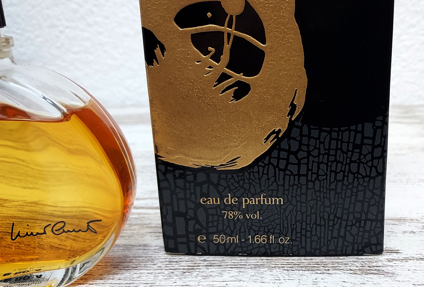 Nino Cerruti pour Femme EDP (eau de parfum SPLASH) 50ml. Discontinued vintage.