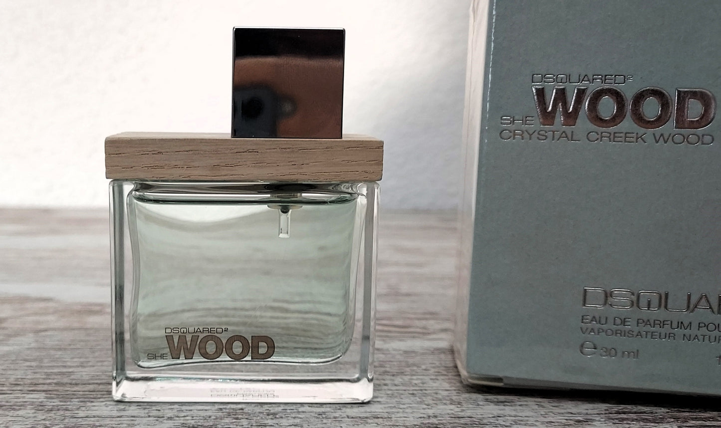 She Wood Crystal Creek Wood Dsquared2 EDP (eau de parfum) 30ml. Discontinued.