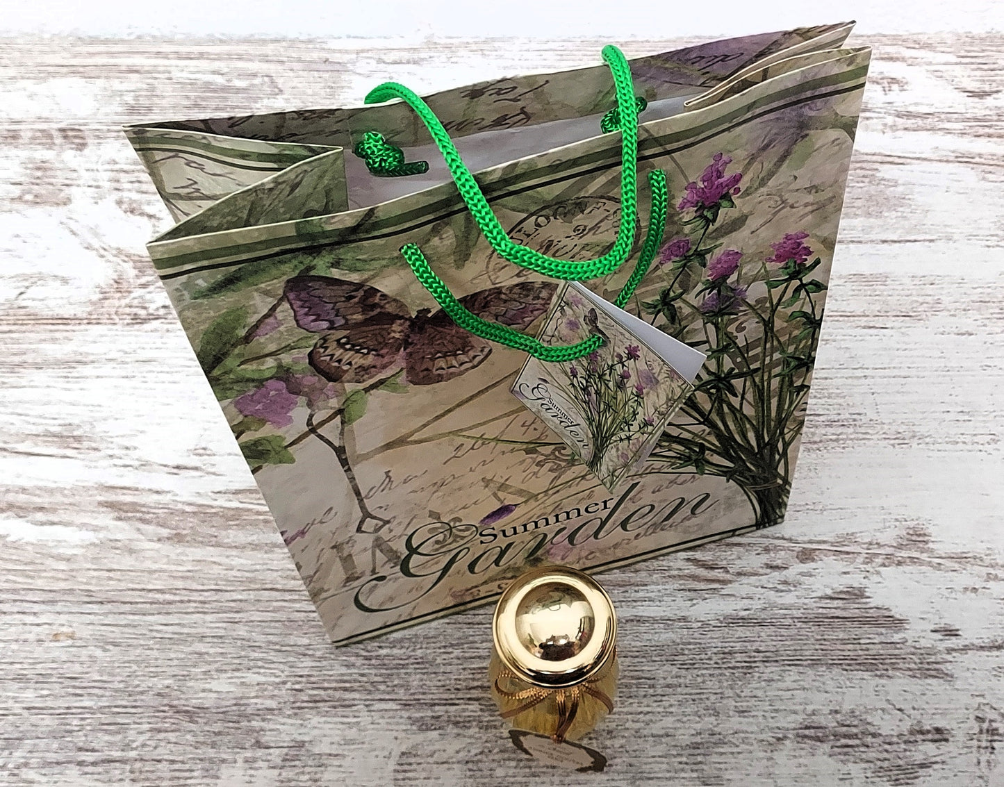 Eau du Sud Annick Goutal EDT (eau de toilette) 50ml. Perfume level as shown in the pictures.