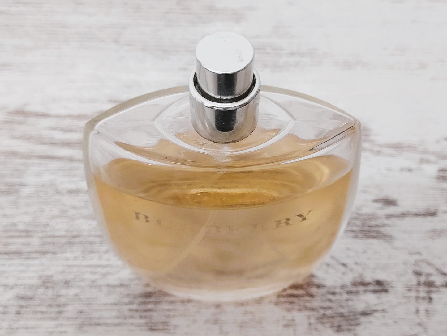 Burberry for Men EDT 100ml (Perfume level as shown in the pictures). Vintage.