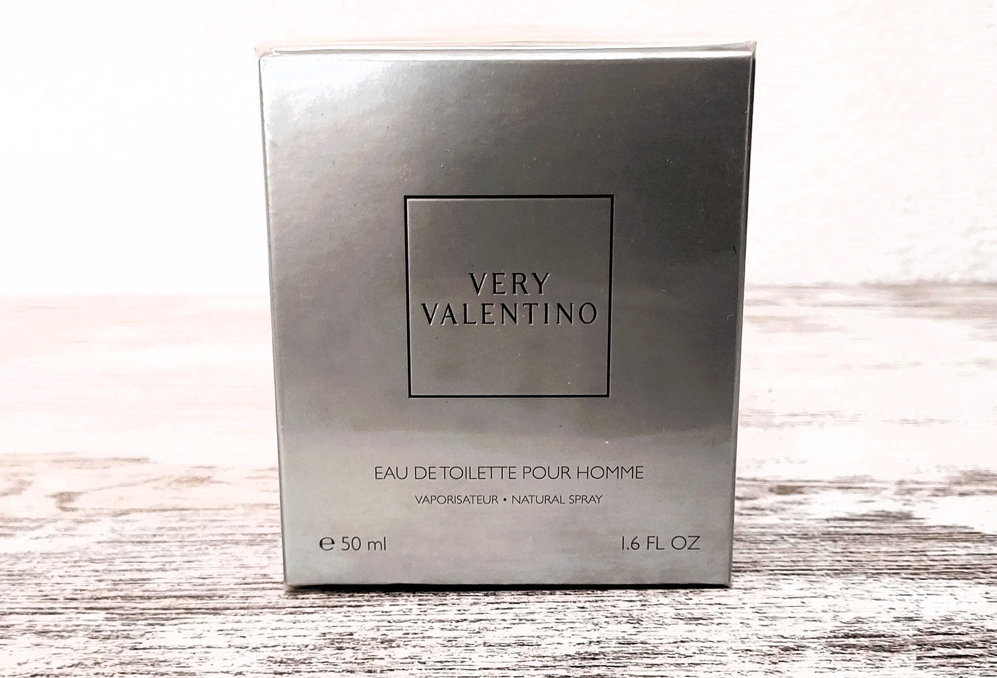 Very Valentino pour Homme EDT (eau de toilette) 50ml. Discontinued vintage.
