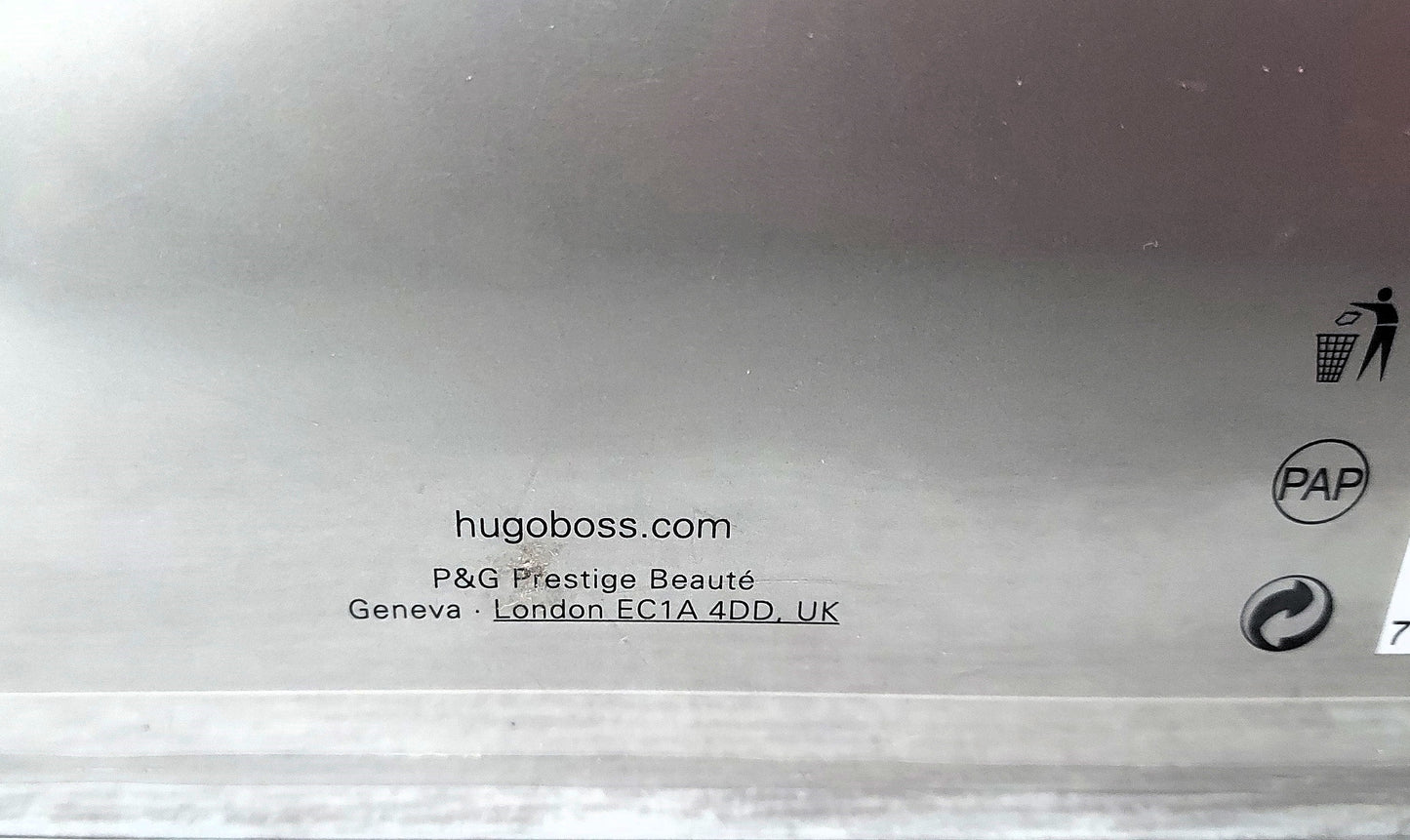Boss Bottled Hugo Boss EDT 100ml + After Shave 75ml + Gel 50ml. YEAR 2016.