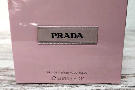 Prada eau de parfum 50ml. Discontinued vintage 2004. Batch Code: A2361.