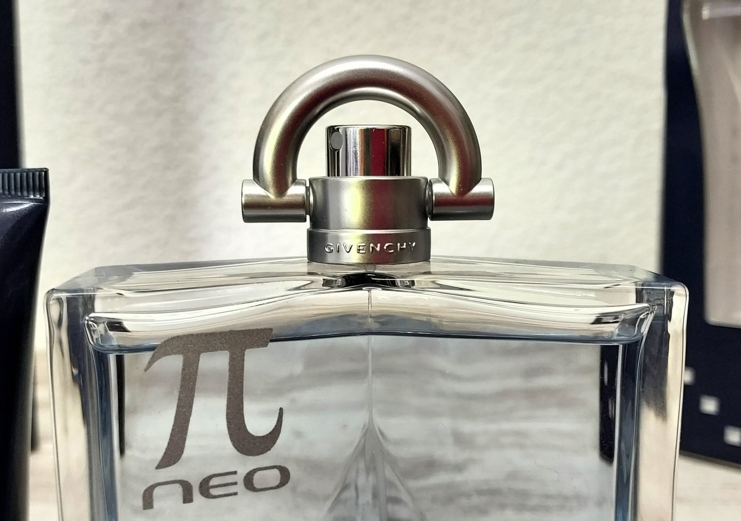 Pi Neo Givenchy EDT 100ml + After Shave 50ml + Shower Gel 50ml. Discontinued.