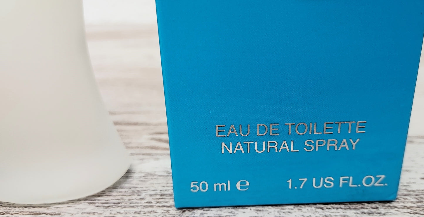 Cheap & Chic Light Clouds Moschino EDT (eau de toilette) 50ml. Discontinued rare.