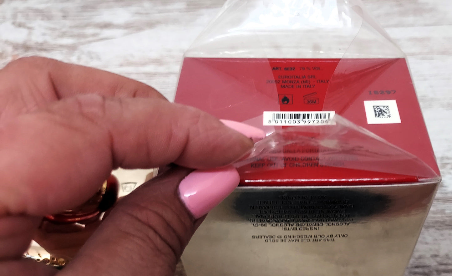 Moschino Glamour EDP (eau de parfum) 100ml. Discontinued extremely rare.