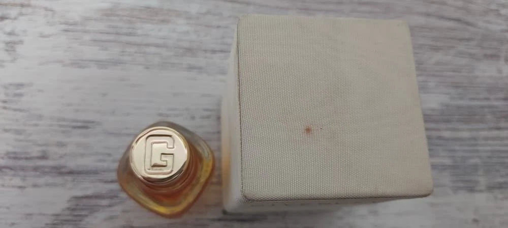 Le De Givenchy PURE PARFUM 7,5ml. Discontinued vintage extremely rare.