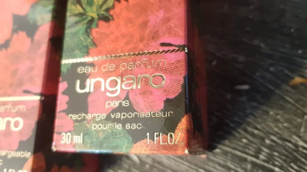 Ungaro pour Femme EDP (eau de parfum) 30ml + EDP (eau de parfum) Recharge.