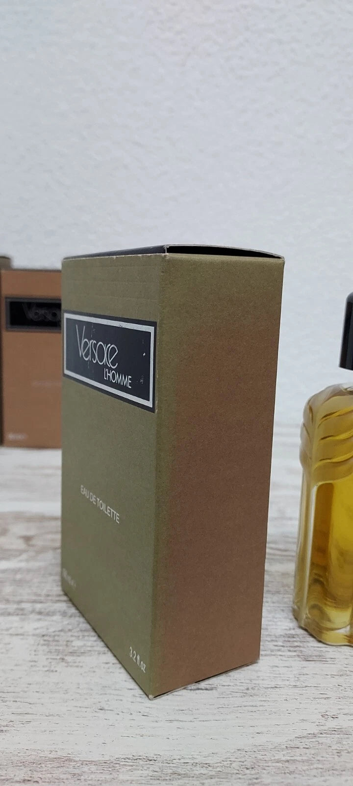 Versace l'Homme EDT SPLASH 100ml. Vintage original formula extremely rare.