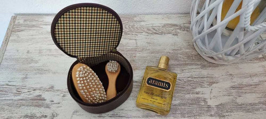 Aramis pour Homme EDC (eau de cologne SPLASH) 240ml + Accessories. Vintage rare.