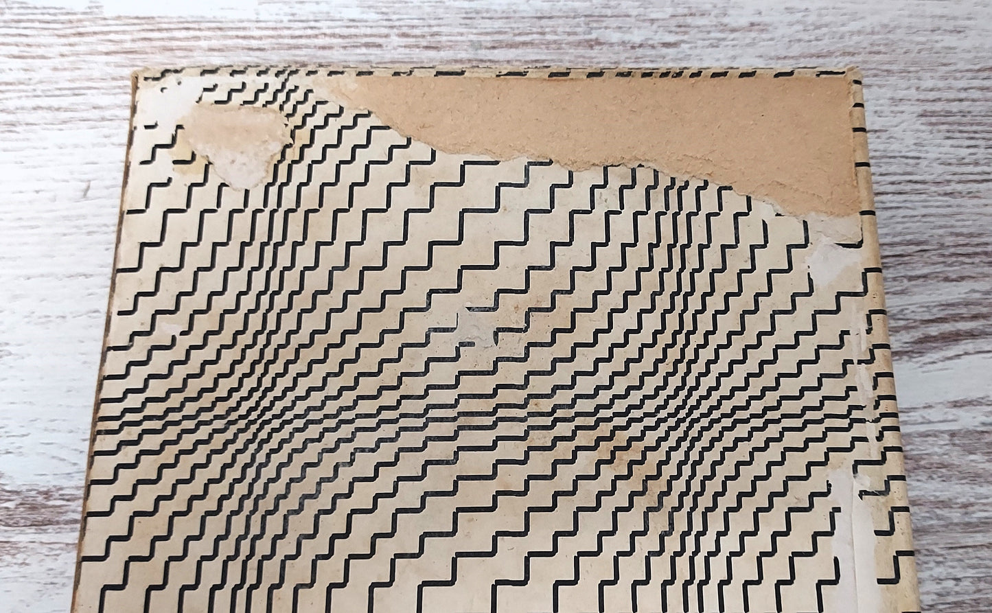 Parure Guerlain EDC (eau de cologne SPLASH) SIZE: 18cm x 12cm Extremely rare.