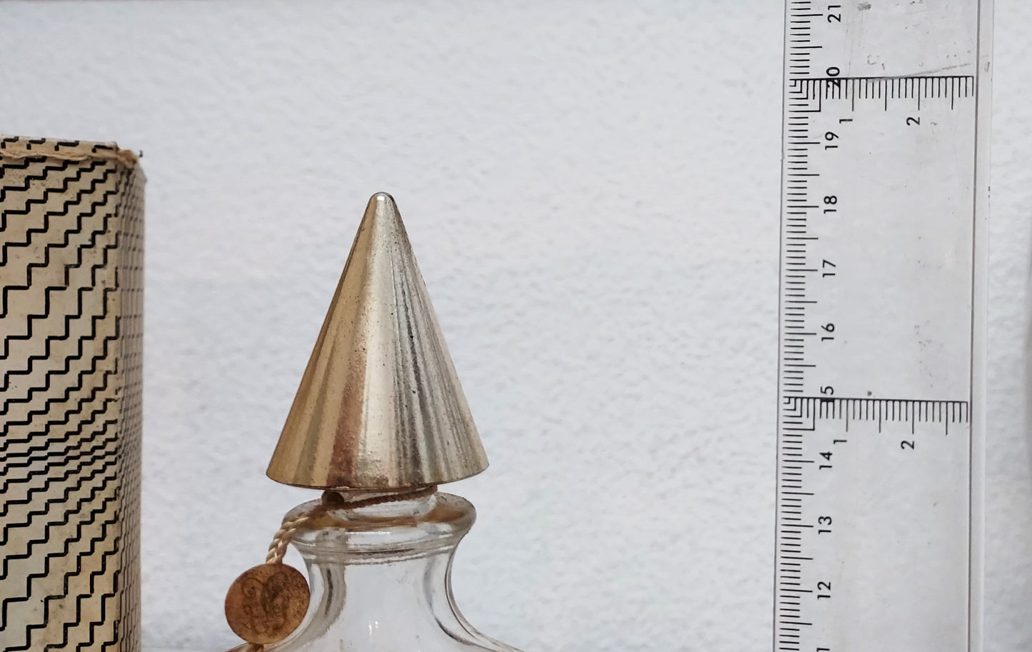 Parure Guerlain EDC (eau de cologne SPLASH) SIZE: 18cm x 12cm Extremely rare.