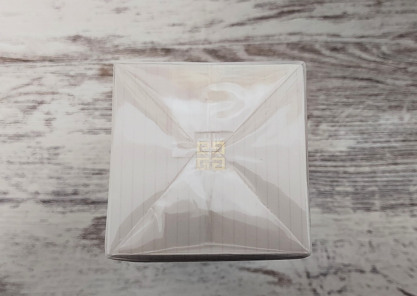 Eaudemoiselle eau Florale Givenchy EDT (eau de toilette) 100ml. Discontinued.