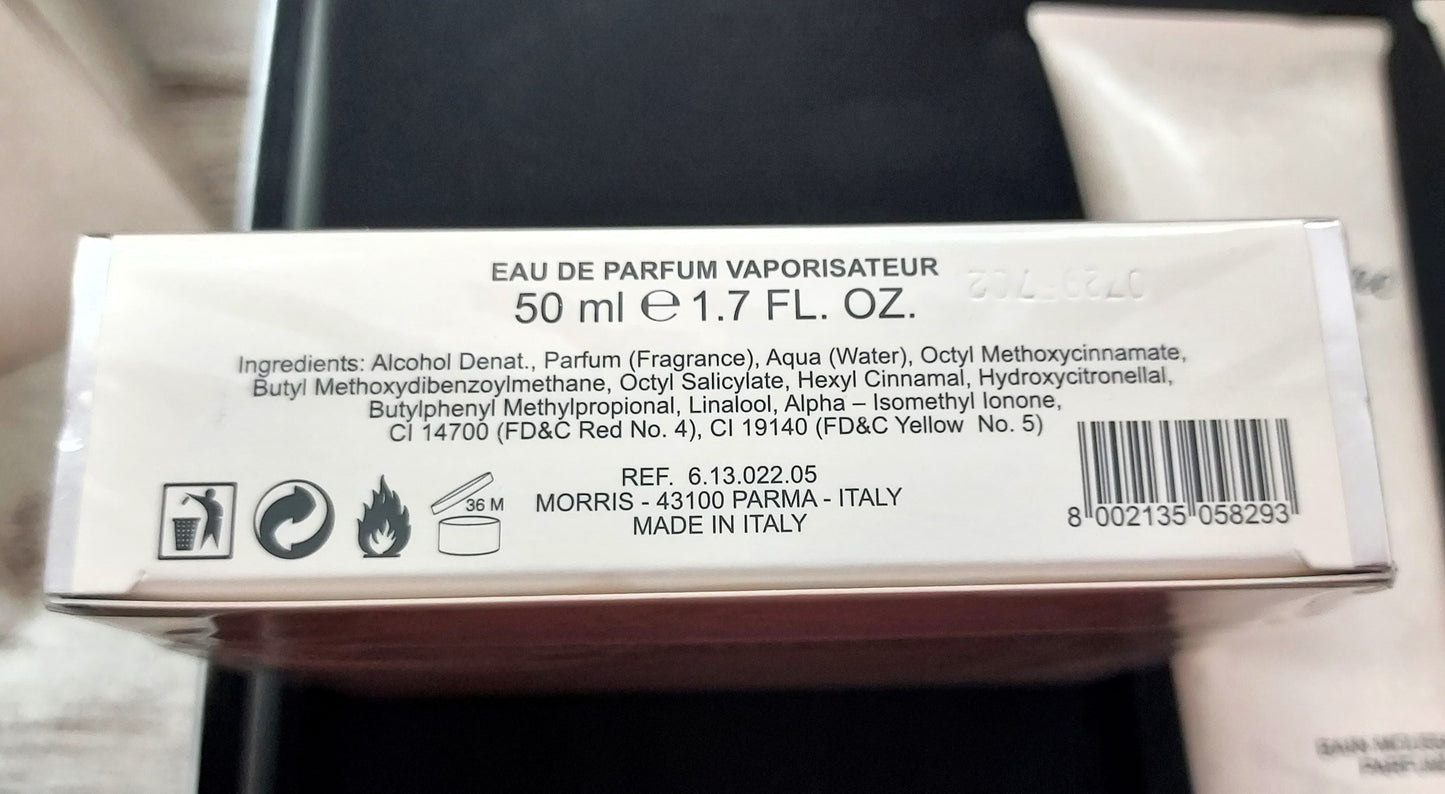 Charme La Perla EDP (eau de parfum) 50ml + Body Lotion 125ml + Shower Gel 125ml.