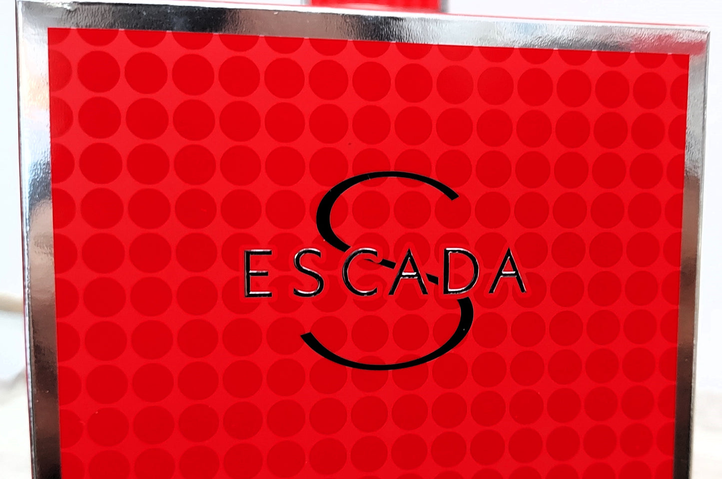 Escada S EDP (eau de parfum) 50ml + Body Lotion 200ml. Discontinued vintage.