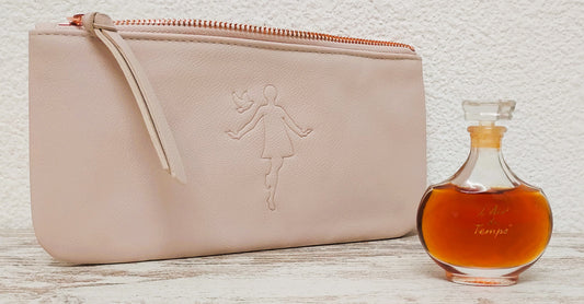 L'Air du Temps Nina Ricci Parfum Extrait 30ml. LALIQUE. Discontinued vintage.