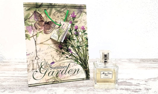 Miss Dior CHERIE Dior EDT (eau de toilette) 100ml. Perfume level as shown in the pictures.