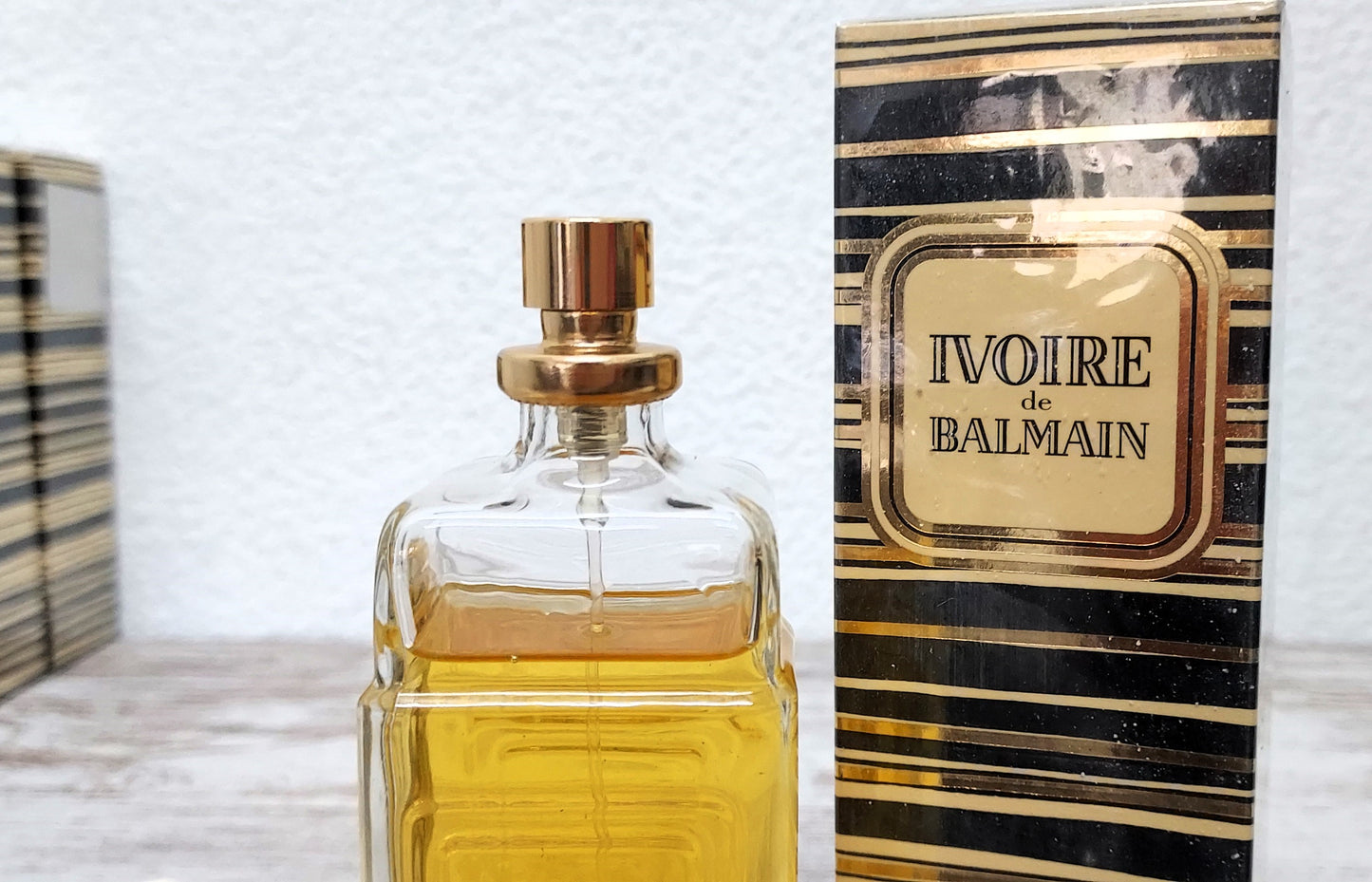 Ivoire Balmain EDT (eau de toilette) 100ml. Discontinued vintage extremely rare.