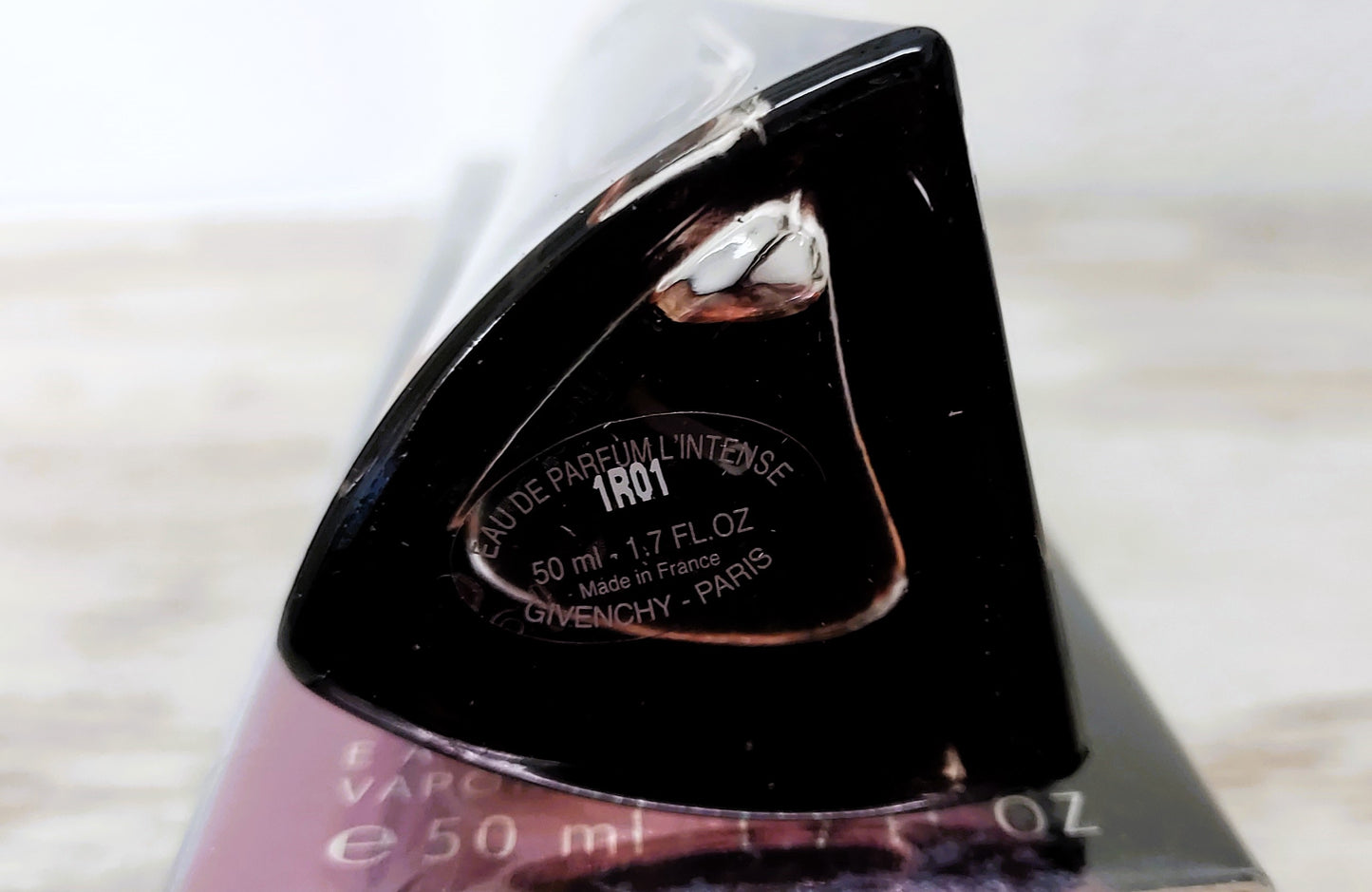 Very Irresistible l'Intense Givenchy EDP (eau de parfum) 50ml. Discontinued.