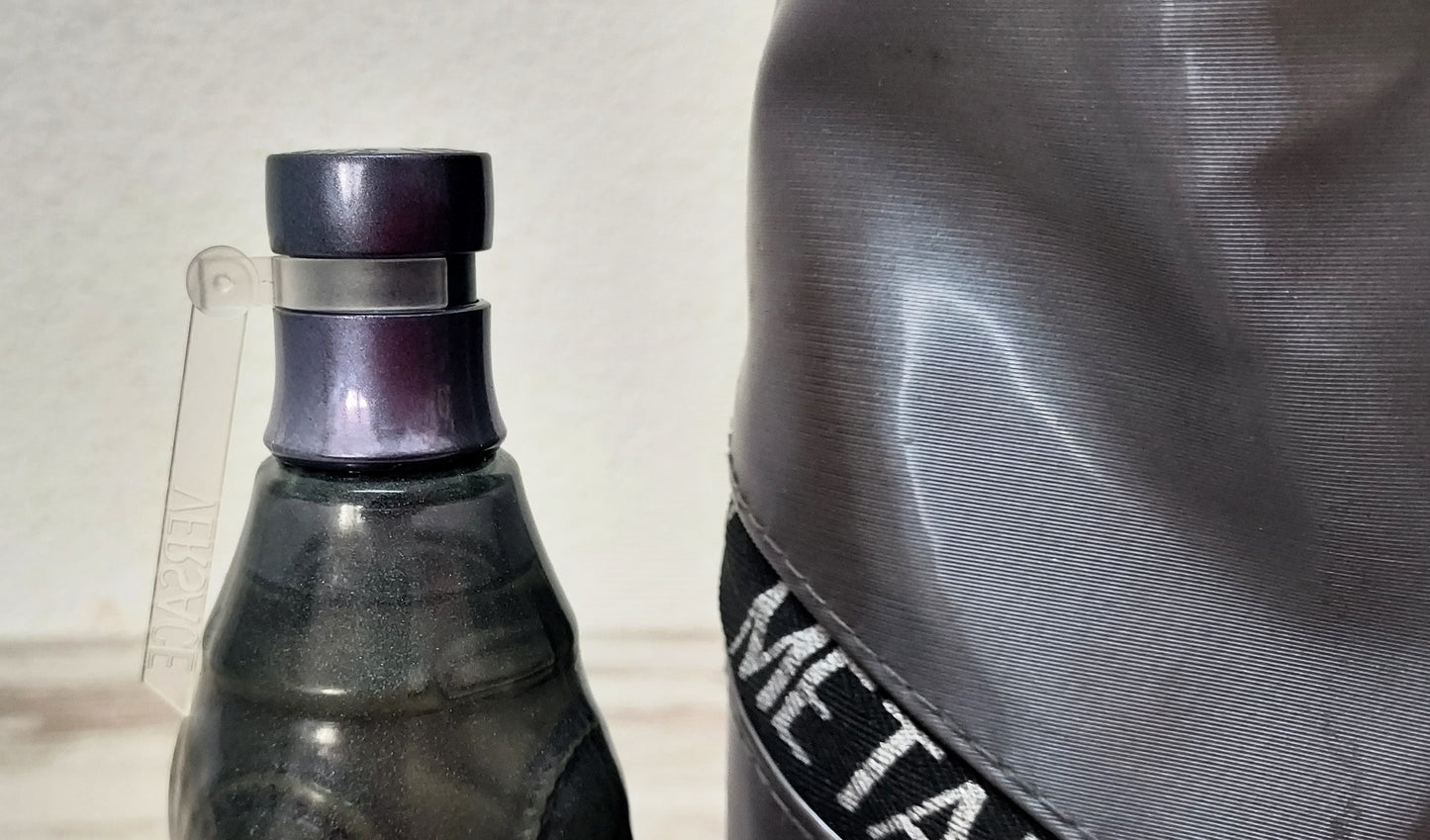 Metal Jeans Men Versace EDT (eau de toilette) 75ml. Discontinued vintage rare.