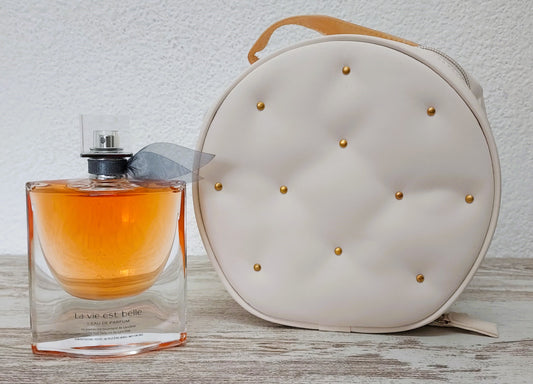 La Vie est Belle Lancome EDP (L'eau de parfum) 100ml + Toiletry Bag. YEAR 2018.