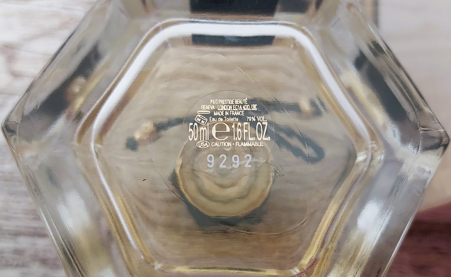 Flora Gucci EDT (eau de toilette) 50ml. Discontinued formula.