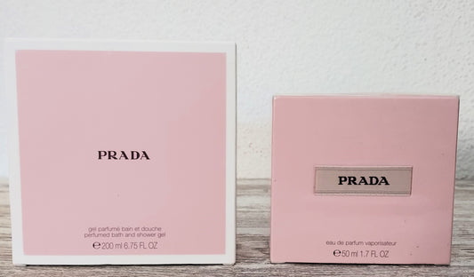 Prada eau de parfum 50ml + Shower Gel 200ml. Discontinued vintage 2004.