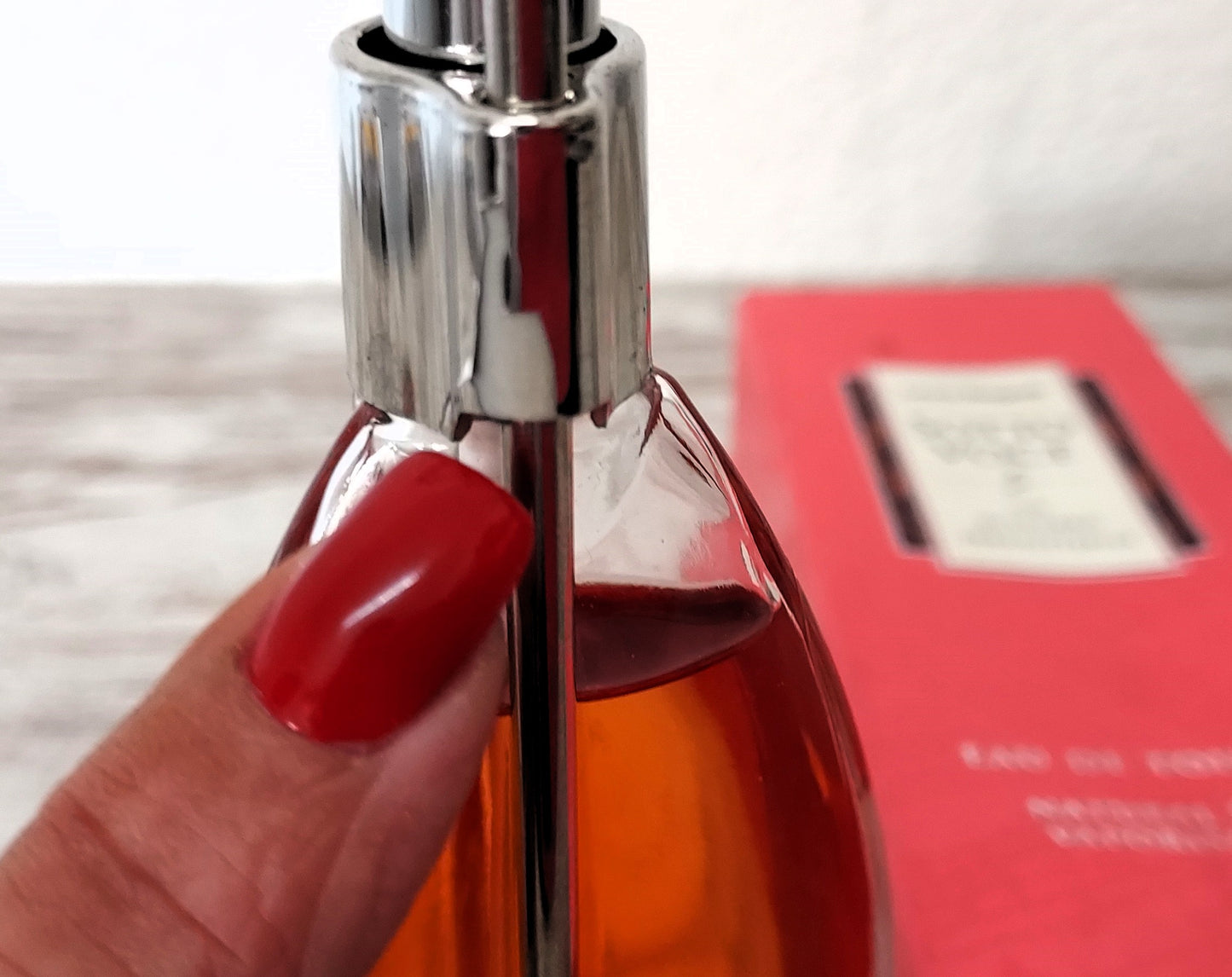 Sotto Voce Laura Biagiotti EDT (eau de toilette) 50ml. Discontinued vintage.