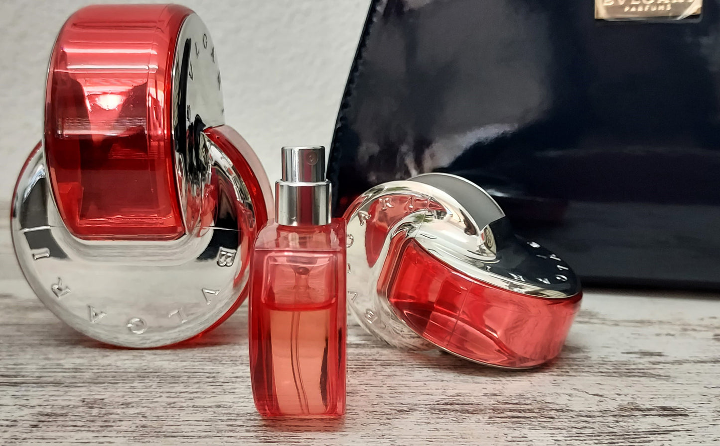 Omnia Coral Bvlgari EDT (eau de toilette) 65ml + EDT 15ml + Toiletry bag. Discontinued.
