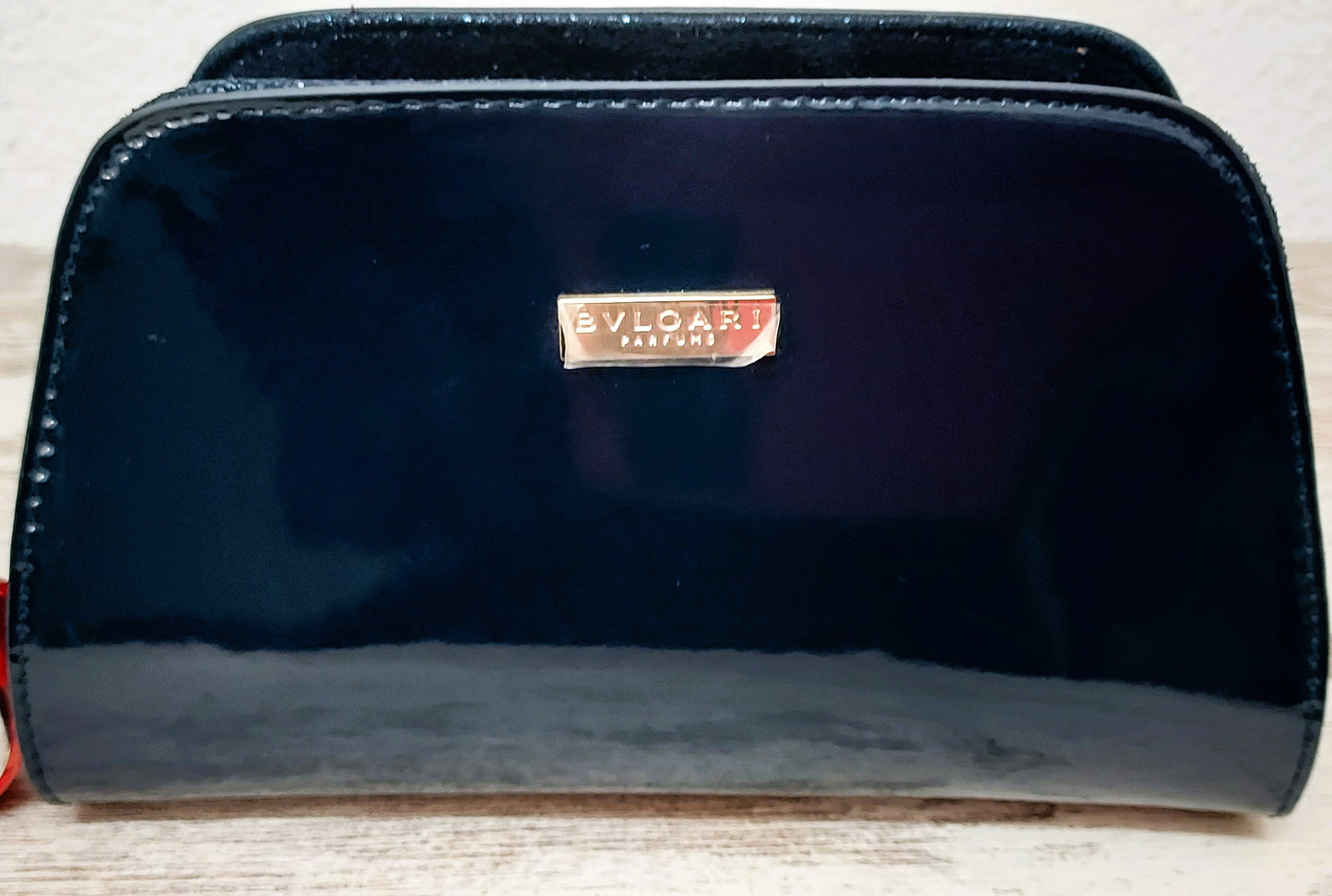 Omnia Coral Bvlgari EDT (eau de toilette) 65ml + EDT 15ml + Toiletry bag. Discontinued.