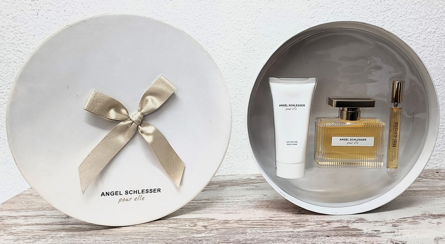 Angel Schlesser pour Elle EDP 100ml + EDP 10ml + Body Lotion 100ml. Discontinued.