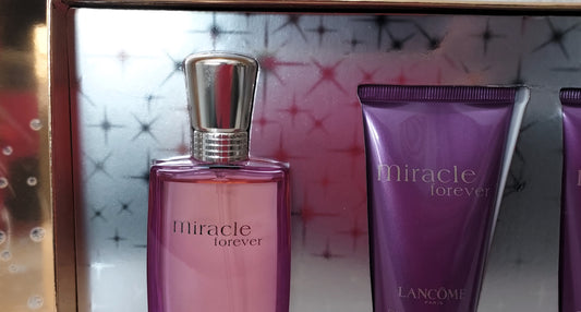 Miracle Forever Lancome EDP (eau de parfum) 30ml + Body Lotion 50ml + Gel 50ml.