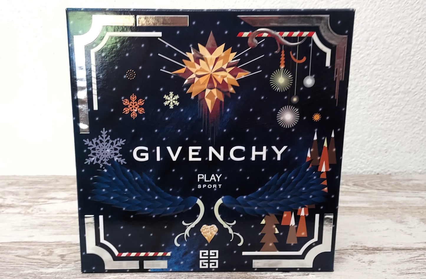 Givenchy Play Sport EDT (eau de toilette) 50ml + Shower Gel 75ml. Discontinued.