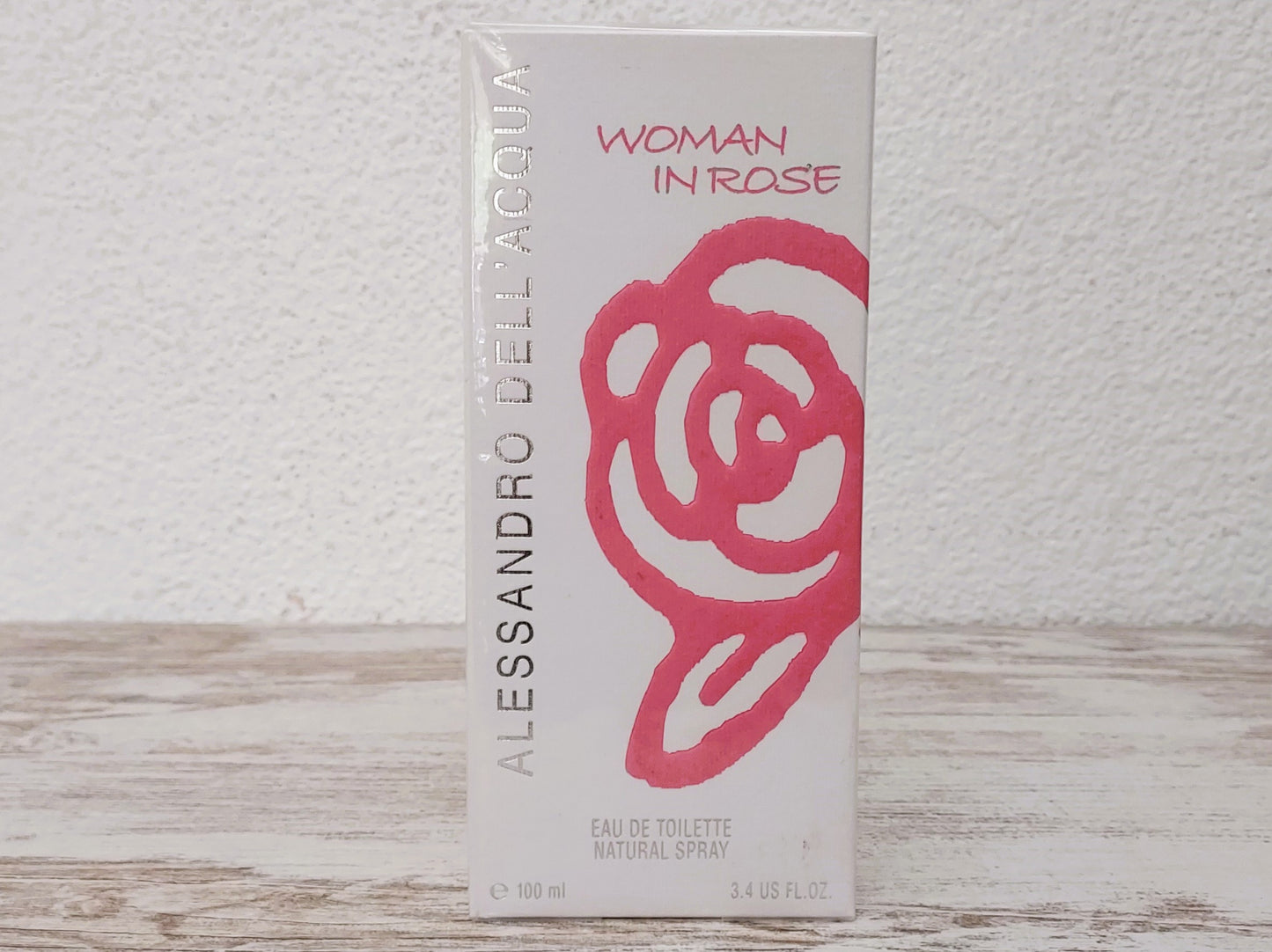 Woman in Rose Alessandro Dell'Acqua EDT (eau de toilette) 100ml. Discontinued vintage.