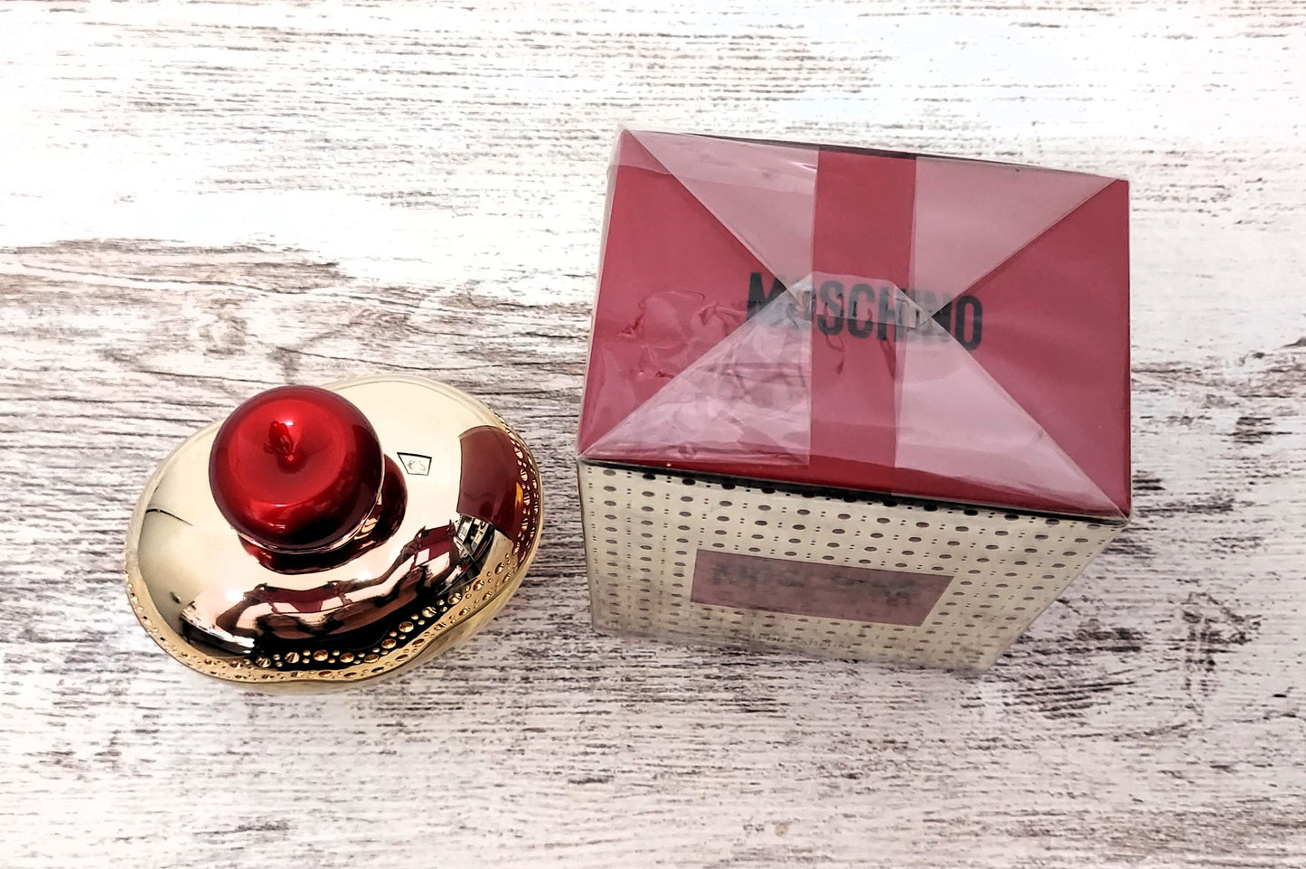 Moschino Glamour EDP (eau de parfum) 100ml. Discontinued extremely rare.