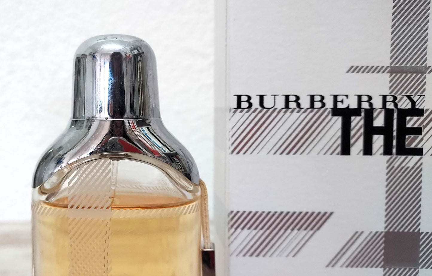 The Beat for Women Burberry EDP 50ml (Quantity as shown in the pictures). Discontinued.
