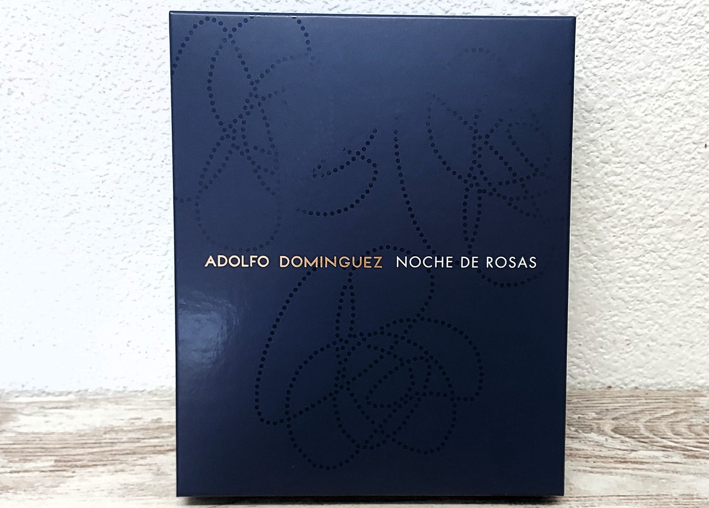 Noche de Rosas Adolfo Dominguez EDT 100ml + Gel 100ml + Deo 150ml. Vintage.