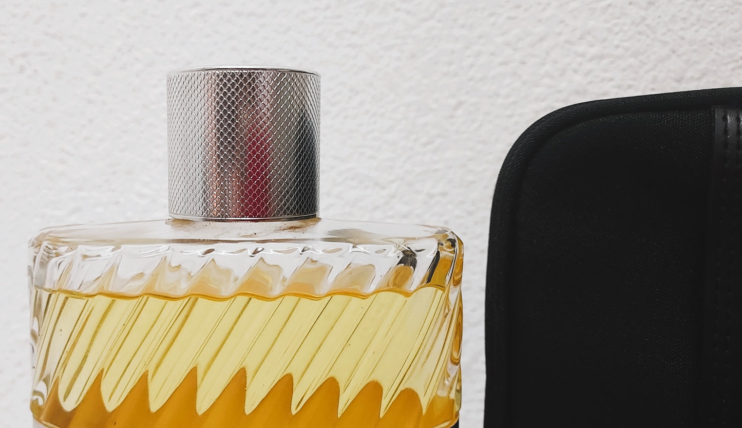 Eau Sauvage Dior EDT SPLASH 480ml / 16Oz + After Shave Balm 100ml + Toiletry bag.
