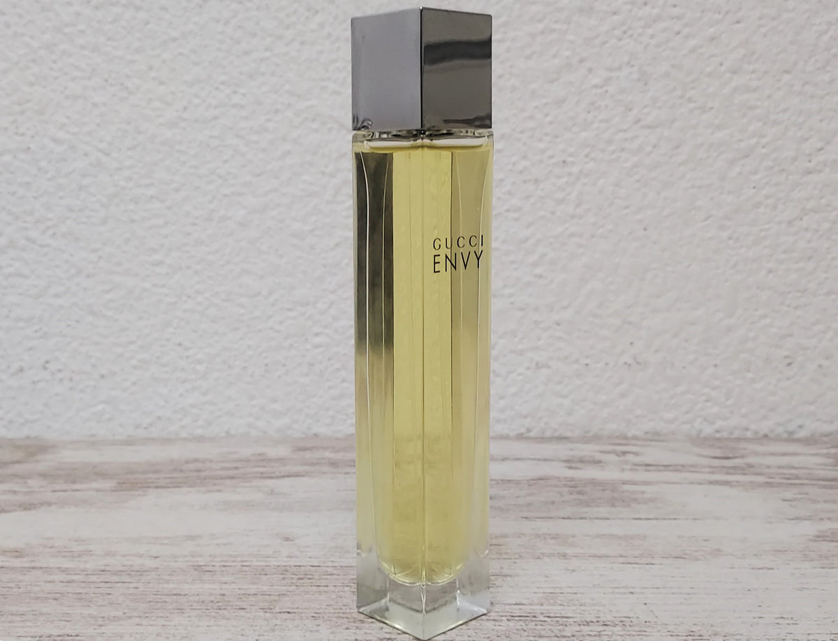 Gucci Envy EDT (eau de toilette) 50 ml. Perfume only (no body lotion included).