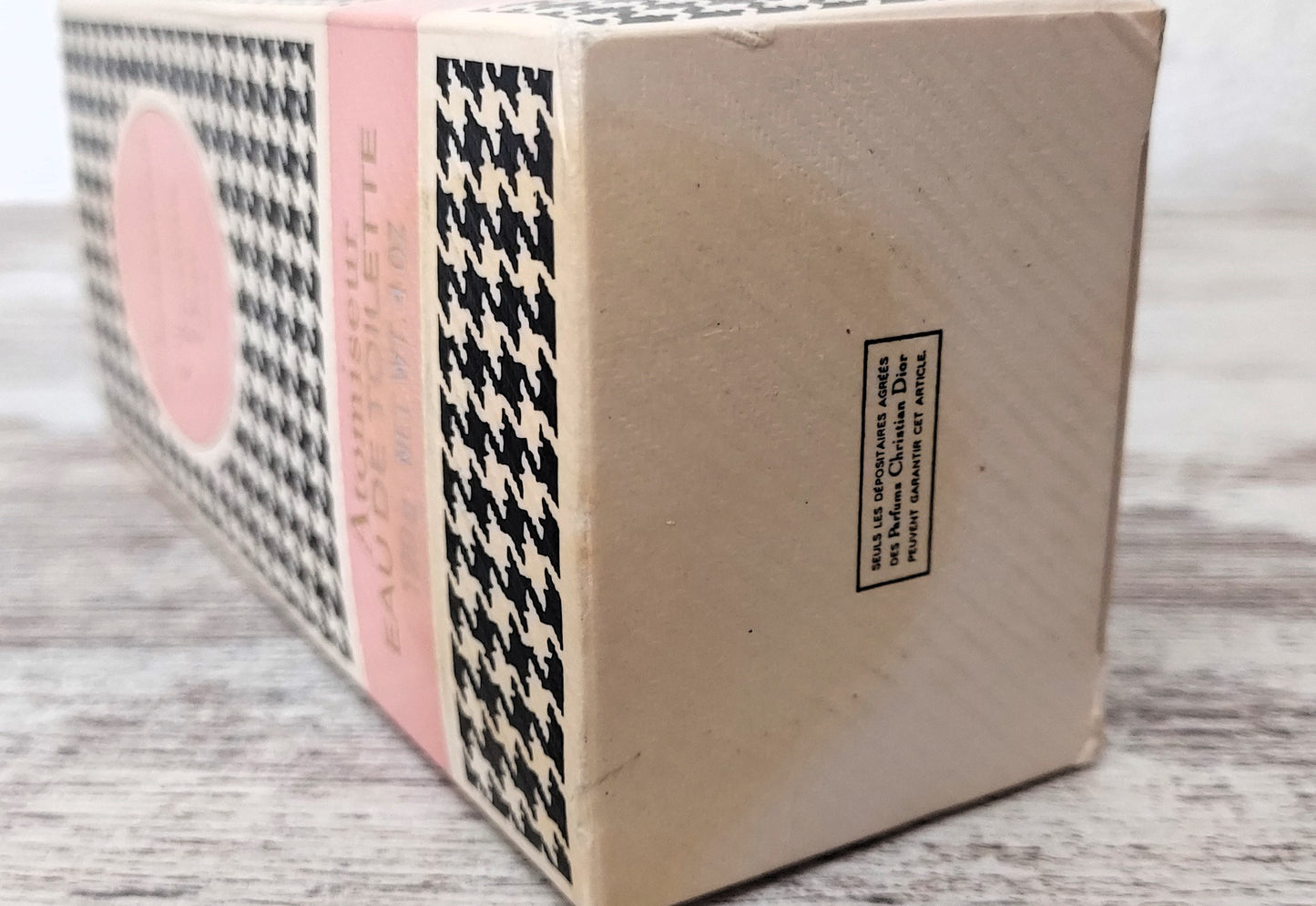 Diorissimo Dior EDT (eau de toilette) 120 ml. Discontinued vintage.