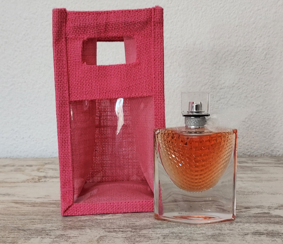 La Vie Est Belle L'Eclat Lancome EDP (l'eau de parfum) 75 ml. Discontinued.