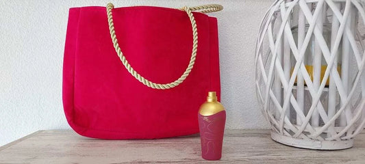 Deci Dela Nina Ricci EDT (eau de toilette) 50ml + Toiletry Bag. Discontinued vintage.